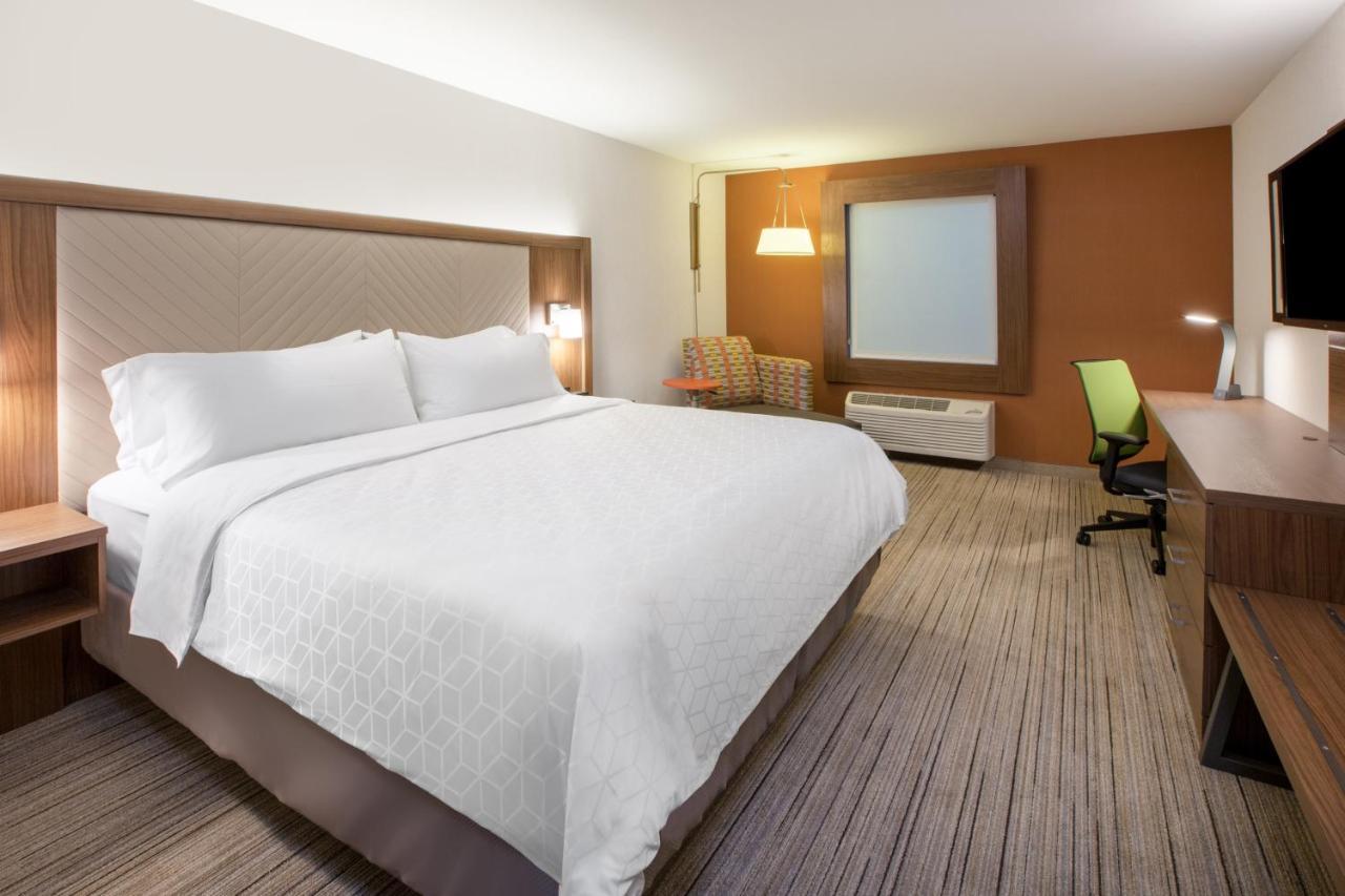 Holiday Inn Express & Suites - Stafford Nw - Sugar Land By Ihg Екстер'єр фото