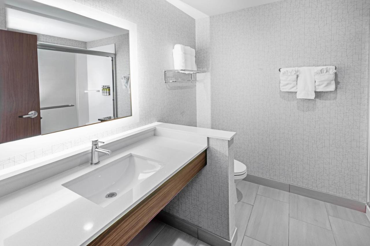 Holiday Inn Express & Suites - Stafford Nw - Sugar Land By Ihg Екстер'єр фото