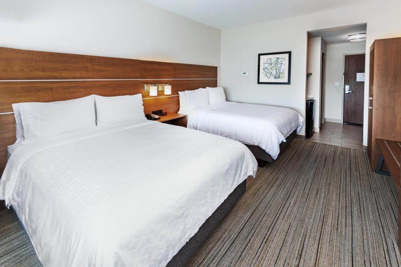 Holiday Inn Express & Suites - Stafford Nw - Sugar Land By Ihg Екстер'єр фото