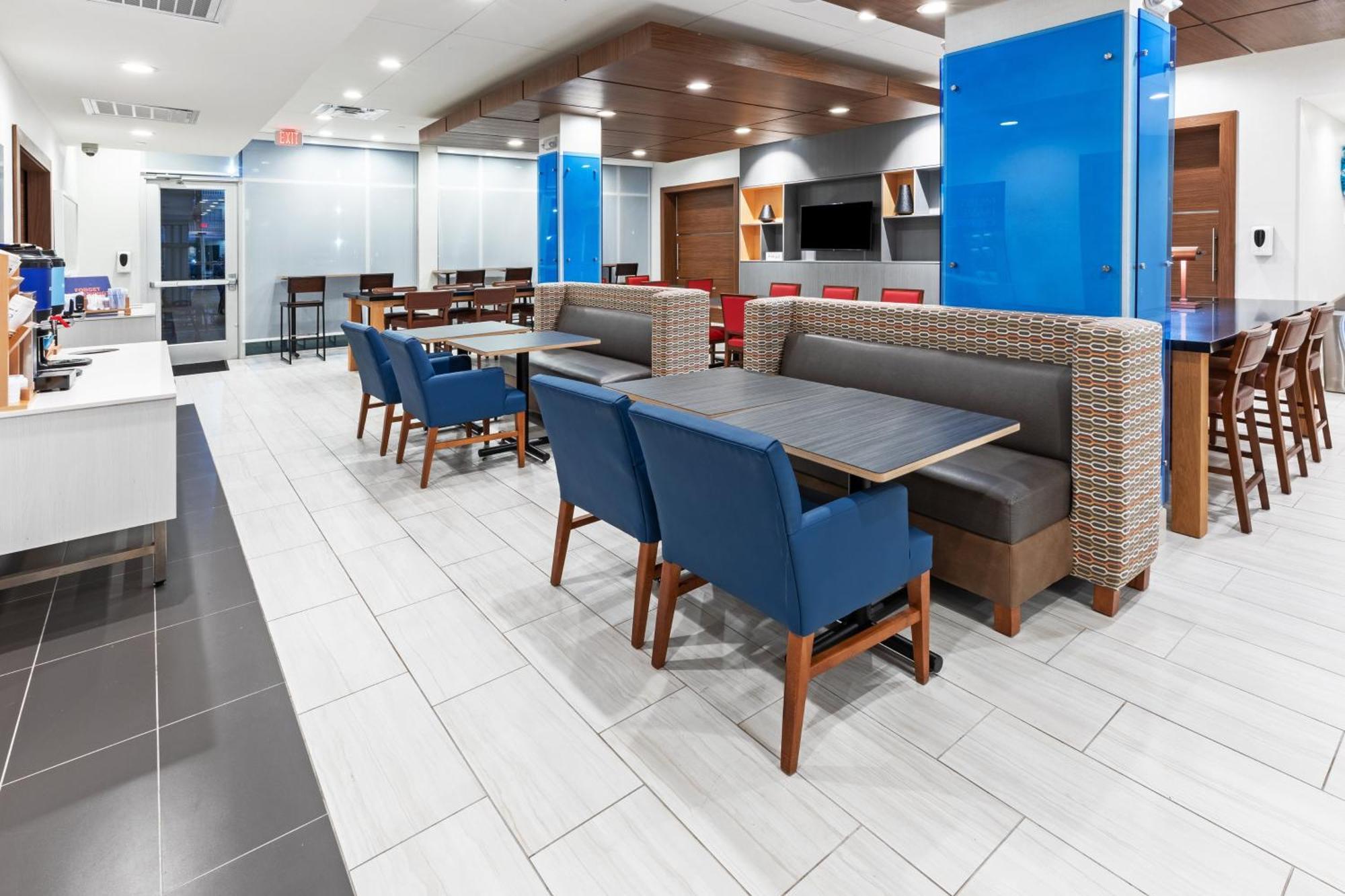 Holiday Inn Express & Suites - Stafford Nw - Sugar Land By Ihg Екстер'єр фото